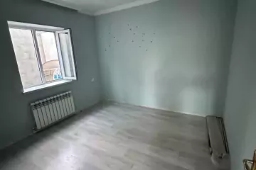 Satılır Həyət Evi Binədə