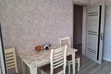 Satılır Həyət Evi Binədə