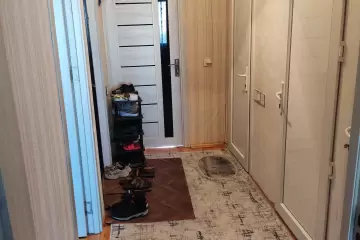 Satılır Köhnə Tikili Bakı Kinoteatrıda