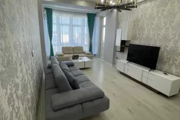 Aylıq Kirayə Yeni Tikili Ağ şəhər Kompleksində