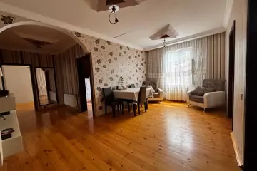 Satılır Həyət Evi Savalan Qəsəbəsida