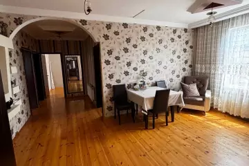 Satılır Həyət Evi Savalan Qəsəbəsida
