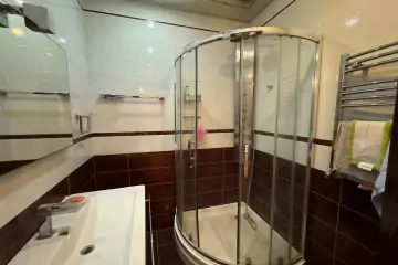 Aylıq Kirayə Yeni Tikili Ağ şəhər Kompleksində