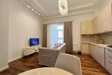 Aylıq Kirayə Yeni Tikili Ağ şəhər Kompleksində