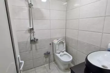 Satılır Yeni Tikili Masazırda