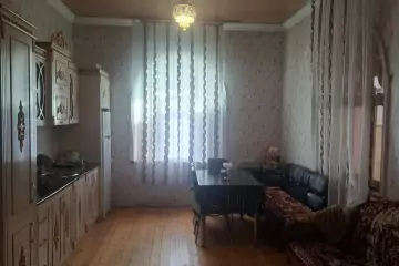 Satılır Həyət Evi Yeni Gəncədə