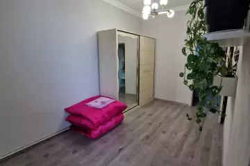 Satılır Yeni Tikili Masazırda
