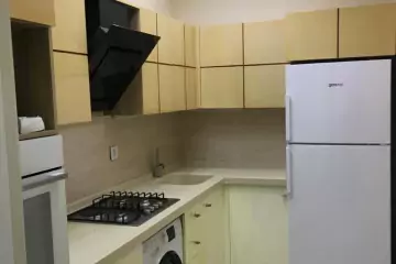 Aylıq Kirayə Yeni Tikili 28 May Metrosu ətrafında