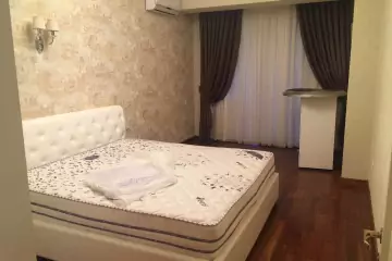 Aylıq Kirayə Yeni Tikili Ağ şəhər Kompleksində