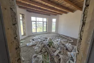 Satılır Həyət Evi Savalan Qəsəbəsida