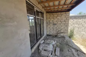 Satılır Həyət Evi Savalan Qəsəbəsida