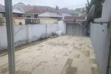 Satılır Həyət Evi Binəqədidə