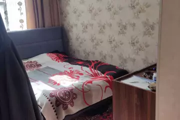 Satılır Köhnə Tikili Bakı Kinoteatrıda