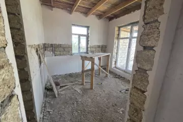 Satılır Həyət Evi Savalan Qəsəbəsida