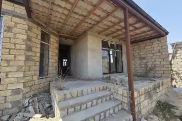 Satılır Həyət Evi Savalan Qəsəbəsida