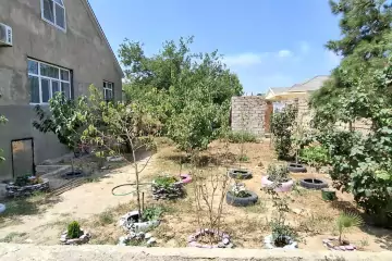 Satılır Həyət Evi Savalan Qəsəbəsida