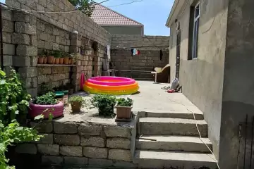 Satılır Həyət Evi Savalan Qəsəbəsida
