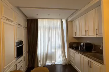 Aylıq Kirayə Yeni Tikili Elmler Akademiyasıda