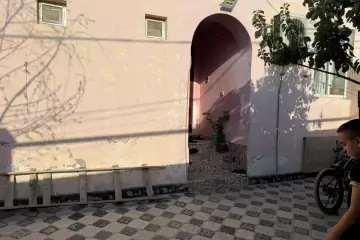Satılır Həyət Evi Zabrat Qəsəbəsida