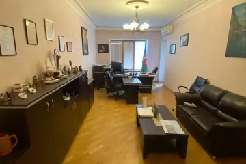 Aylıq Kirayə Ofis Beşmərtəbədə