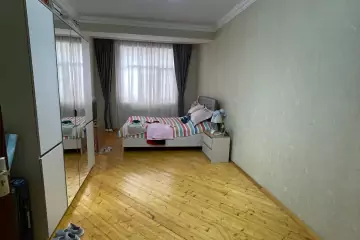 Satılır Yeni Tikili Yeni Yasamalda