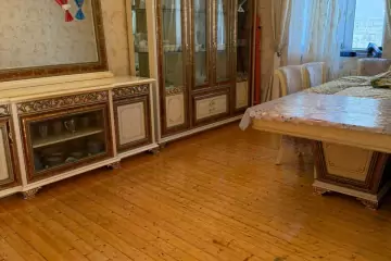 Satılır Həyət Evi Zabrat Qəsəbəsida