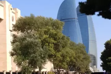 Aylıq Kirayə Köhnə Tikili İçərişəhərdə
