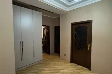 Satılır Yeni Tikili 9-cu Mikrorayonda