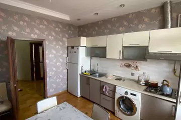 Satılır Yeni Tikili Yeni Yasamalda