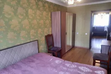 Aylıq Kirayə Köhnə Tikili İçərişəhərdə
