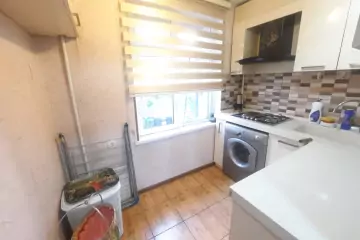 Aylıq Kirayə Köhnə Tikili Elmler Akademiyasıda