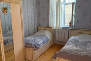 Satılır Həyət Evi Zabrat Qəsəbəsida