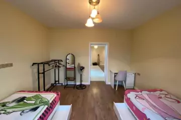 Aylıq Kirayə Köhnə Tikili Ağ şəhər Kompleksində