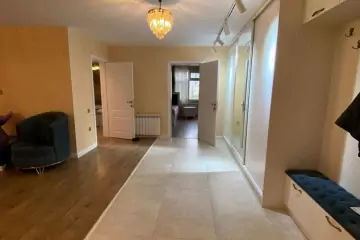 Aylıq Kirayə Köhnə Tikili Ağ şəhər Kompleksində