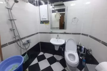 Aylıq Kirayə Köhnə Tikili Elmler Akademiyasıda