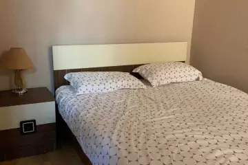Aylıq Kirayə Köhnə Tikili İçərişəhərdə