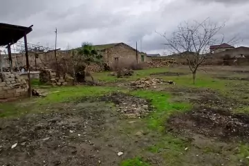 Satılır Torpaq Buzovnada