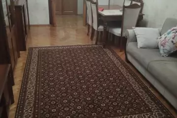 Satılır Köhnə Tikili Yasamalda