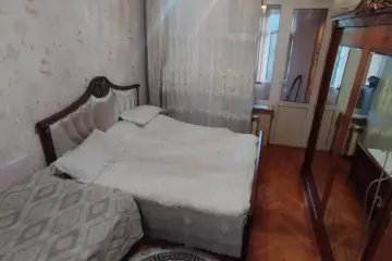 Satılır Köhnə Tikili Yasamalda