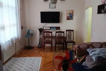 Satılır Köhnə Tikili Biləcəridə