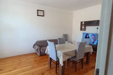 Satılır Həyət Evi Buzovnada