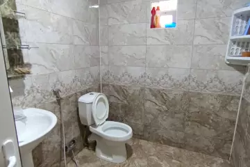 Satılır Həyət Evi Buzovnada