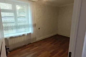 Satılır Köhnə Tikili Yasamal Bazarında
