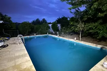 Günlük Kirayə Bağ Evi Mərdəkanda