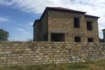 Satılır Həyət Evi Nabranda