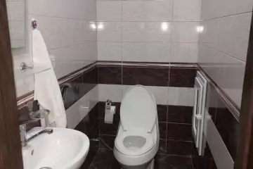 Satılır Yeni Tikili 1-ci Mikrorayonda