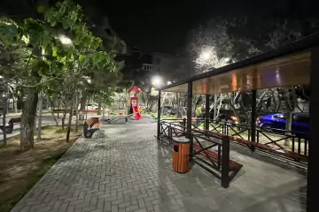 Satılır Köhnə Tikili İzmir Parkı