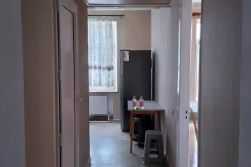 Aylıq Kirayə Köhnə Tikili Elmler Akademiyasıda