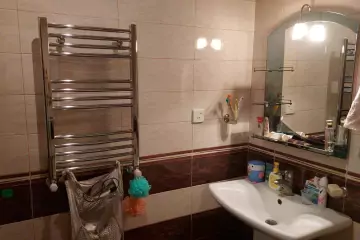 Satılır Yeni Tikili 1-ci Mikrorayonda