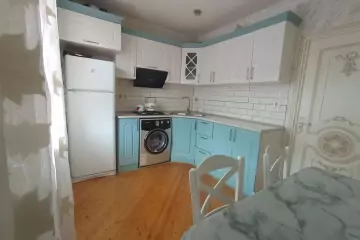 Satılır Köhnə Tikili Biləcəridə